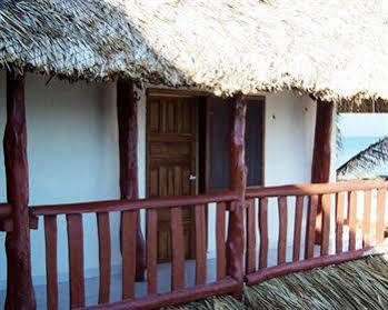 Palapas Las Gonzas Hotel Isla Holbox Exterior photo